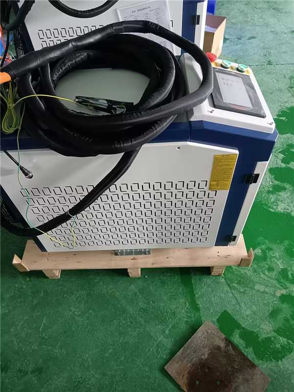Laser Welding Machine 3 In 1 2000W - Handheld 3 in 1 Laser Welder