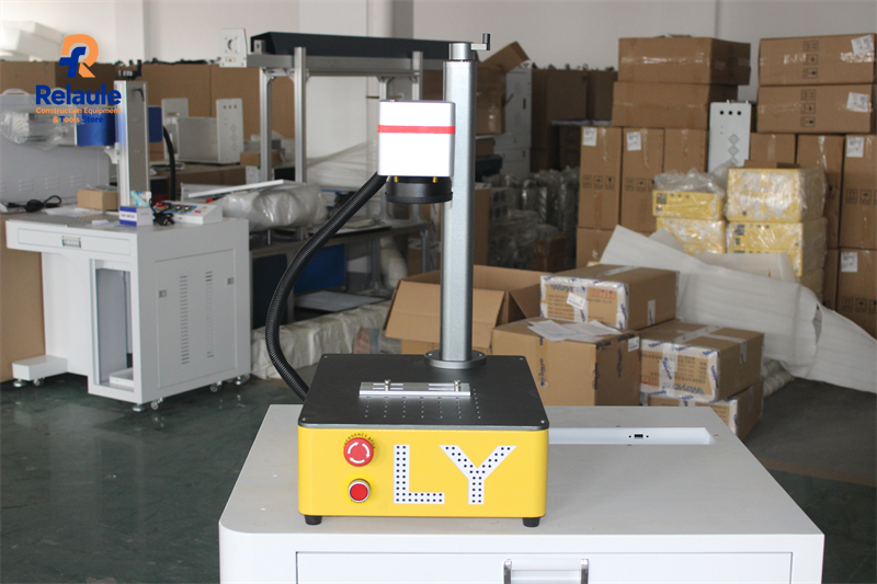 Laser Potente  50W 60W 100W 20 - огляд і ціна Fiber Laser Marking Machine 100W