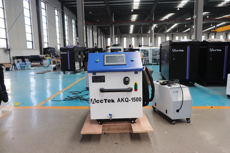 Rust Clean Metal Cleaning 1000 - огляд і ціна Fiber Laser Cleaning Machine 1000W