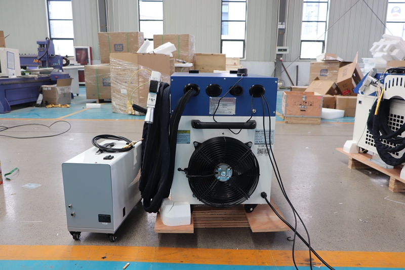 Rust Clean Metal Cleaning 1000 - огляд і ціна Fiber Laser Cleaning Machine 1000W