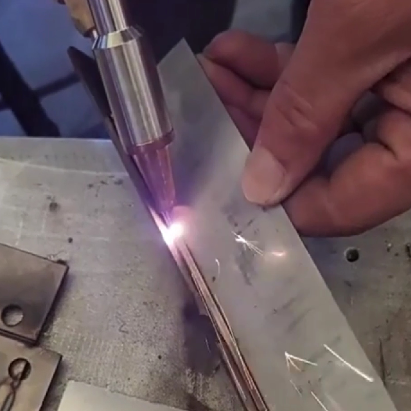 Handheld Fiber Laser Welding 3 - огляд і ціна Fiber Laser Welding Machine 1500W
