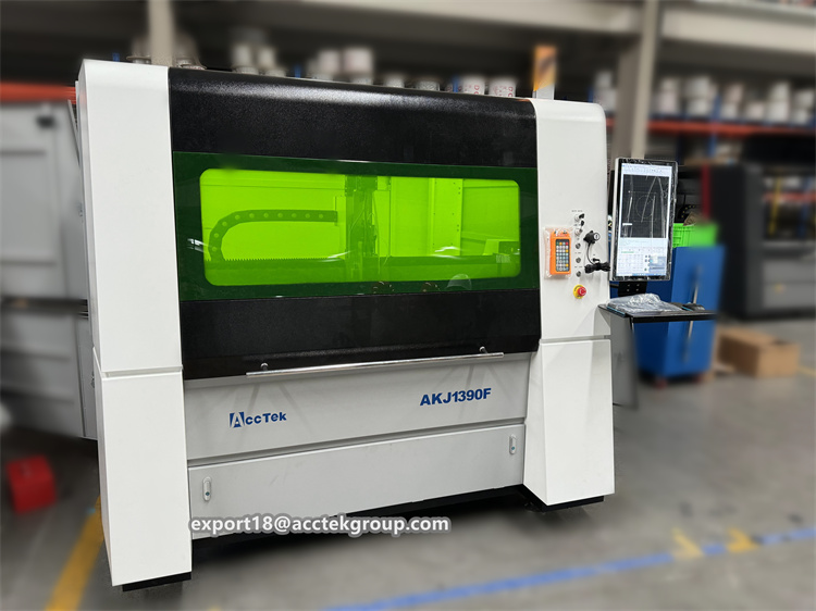 New Discount 1500W Fiber Laser - огляд і ціна Fiber Laser Cutter 1500W Metal